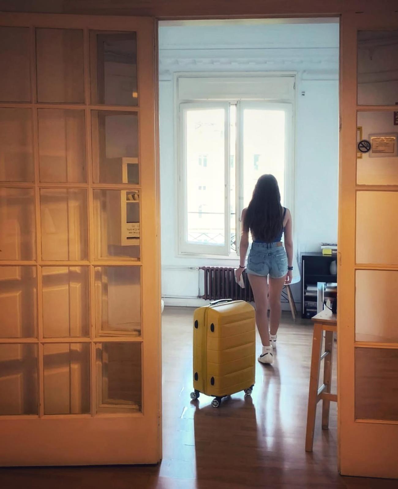 Wow Hostel Барселона Экстерьер фото